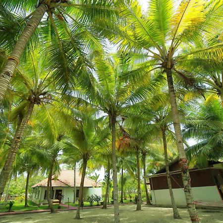 Regant Lake Village, Kollam. Chavara Eksteriør billede