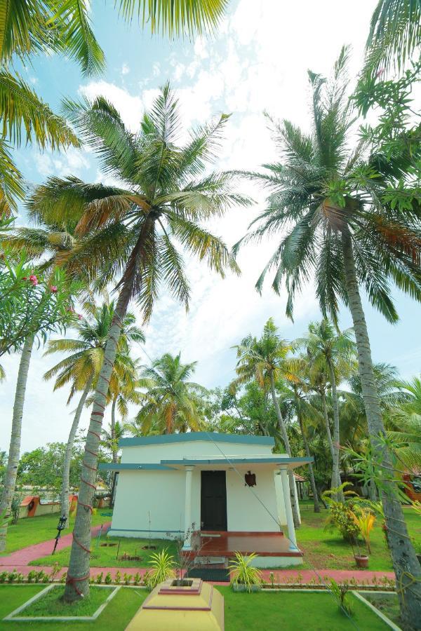 Regant Lake Village, Kollam. Chavara Eksteriør billede