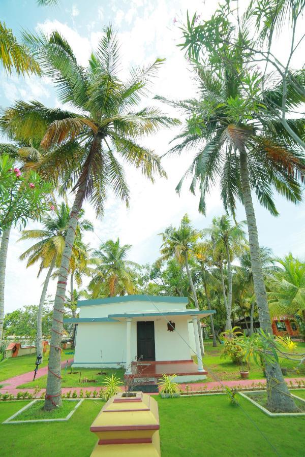 Regant Lake Village, Kollam. Chavara Eksteriør billede
