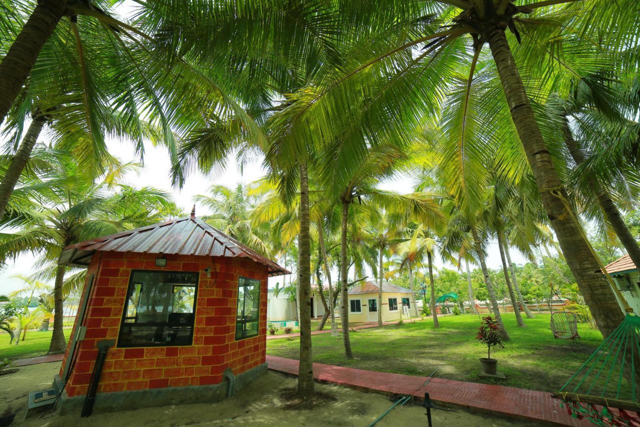 Regant Lake Village, Kollam. Chavara Eksteriør billede
