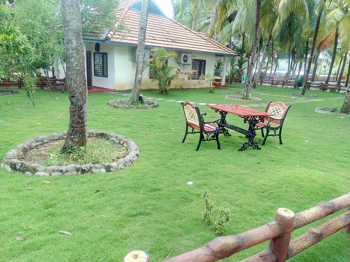 Regant Lake Village, Kollam. Chavara Eksteriør billede